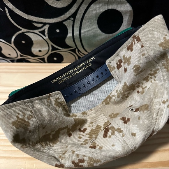 Boston Red Sox Marine Military Camo Edition MLB Official New Era Snap Back Hat - Picture 6 of 6